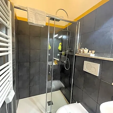 A Casa Di Ale E Lalla 4*