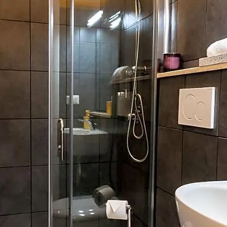A Casa Di Ale E Lalla 4*
