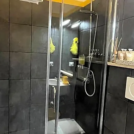 A Casa Di Ale E Lalla Hotel 4*