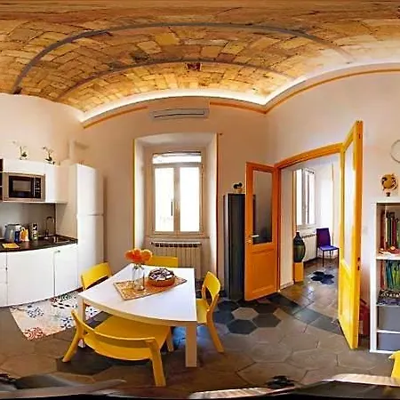 A Casa Di Ale E Lalla Hotel 4*